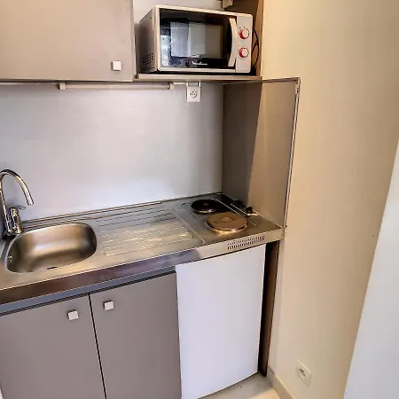 Apartment Carre D'or. 2 Mins From The Croisette. 143 *